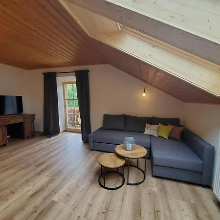 Biohof Dimper - Kuhhorn